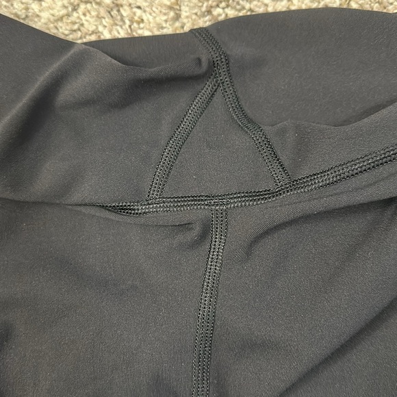 Lululemon Train Times Crop (17") - Picture 3 of 13